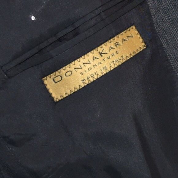 Vintage Donna Karan Signature Blazer 40 R Made in Italy 100% Wool Double Breast - Picture 8 of 10